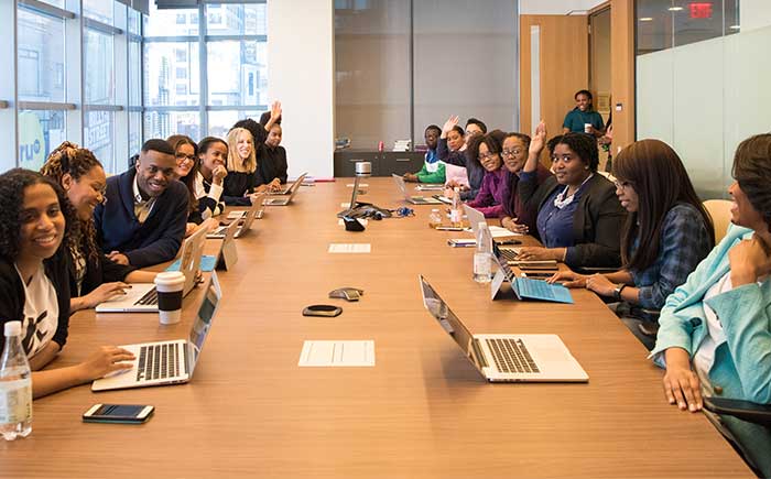 How to Start a Business With Little Money: A Step-by-Step Guide for First-Time Entrepreneurs